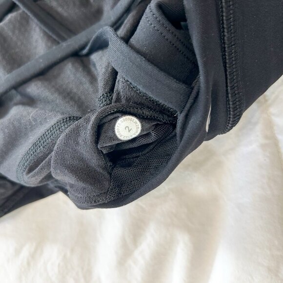 Lululemon Free To Be Elevated Sports Bra Black Size 2 Padded Criss Cross Back - Picture 4 of 4